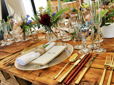18 Creative and Cost-Effective Ideas for Hosting a Memorable Dinner Party
